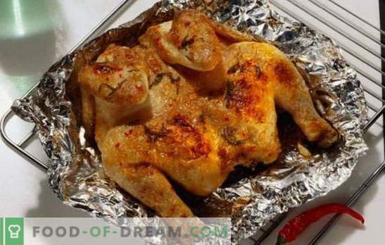 Lõhnav ja mahlane kana fooliumis ahjus - kiire, lihtne ja maitsev. Kana keetmine ahjus - retseptid samm-sammult