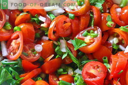 Parimateks retseptideks on tomati salatid. Kuidas õigesti ja maitsev tomatite toiduvalmistamiseks salateid.