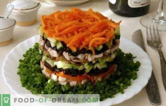 Salade met gerookte kippenborst is voedzaam, geurig, mooi en onwerkelijk smakelijk. Een selectie van de beste salade recepten met gerookte kippenborsten
