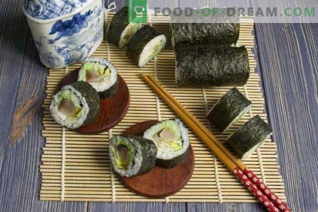 Sushi Maki suitsutatud angerja ja porrulaukidega