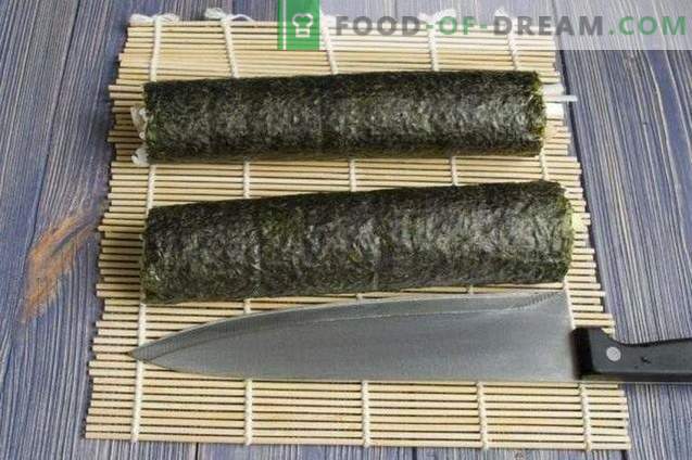 Sushi Maki suitsutatud angerja ja porrulaukidega
