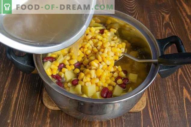 Мексиканска супа со пченка и грав - едноставна и достапна